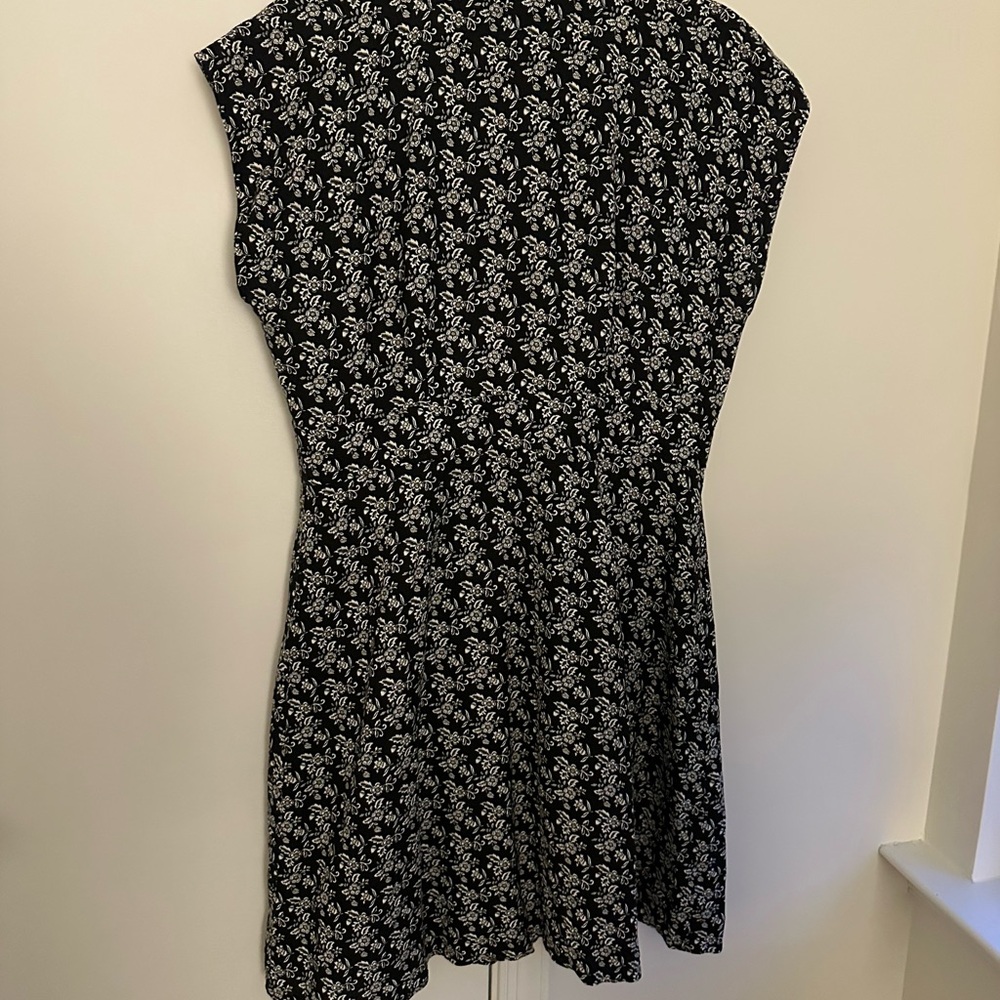 LOFT Black and White Floral Button-Front Mini Dress - Picture 2 of 3